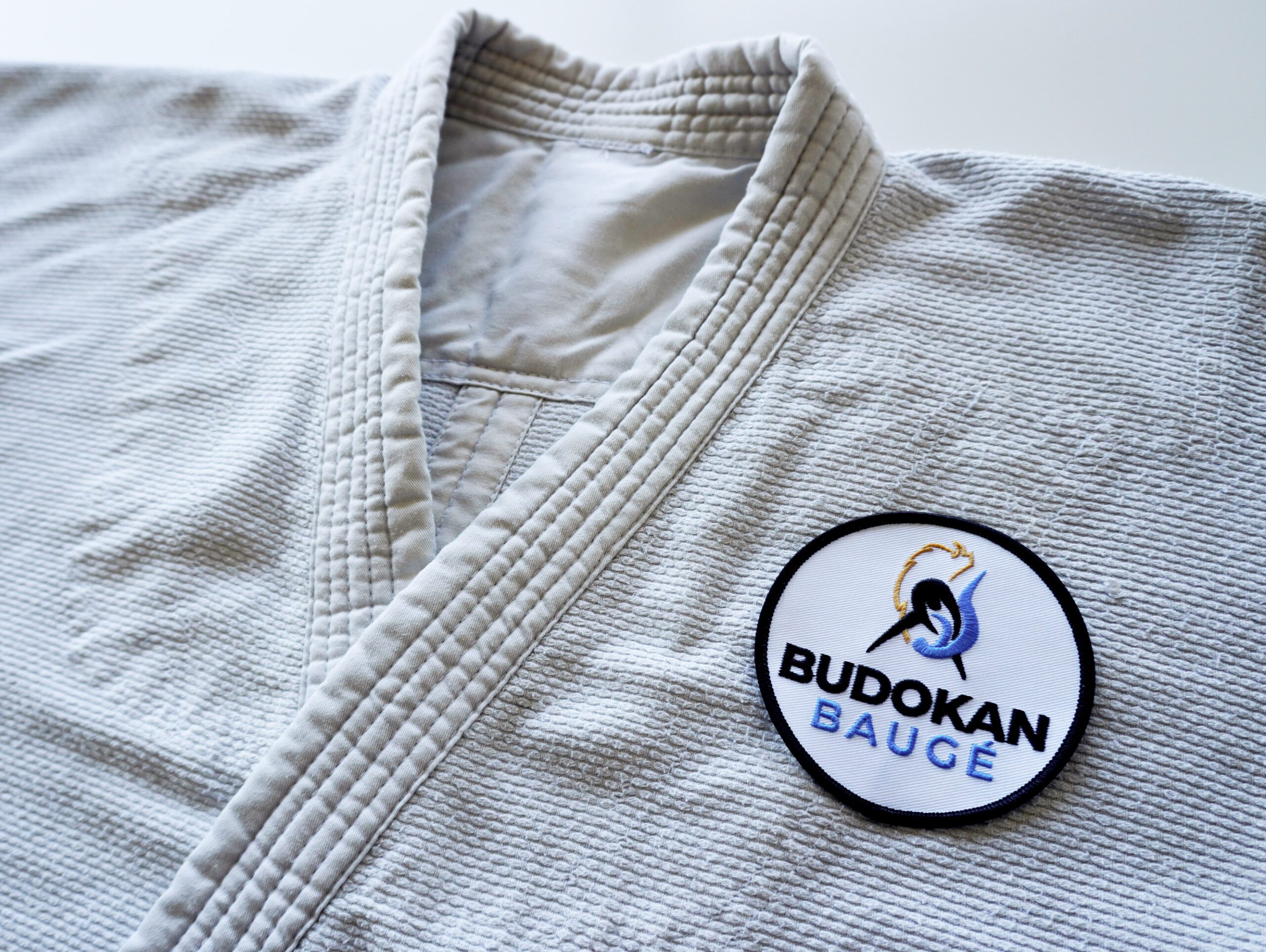 Journal - Budokan Baugé stratégie de communication sur mesure - Alexandre et Laetitia